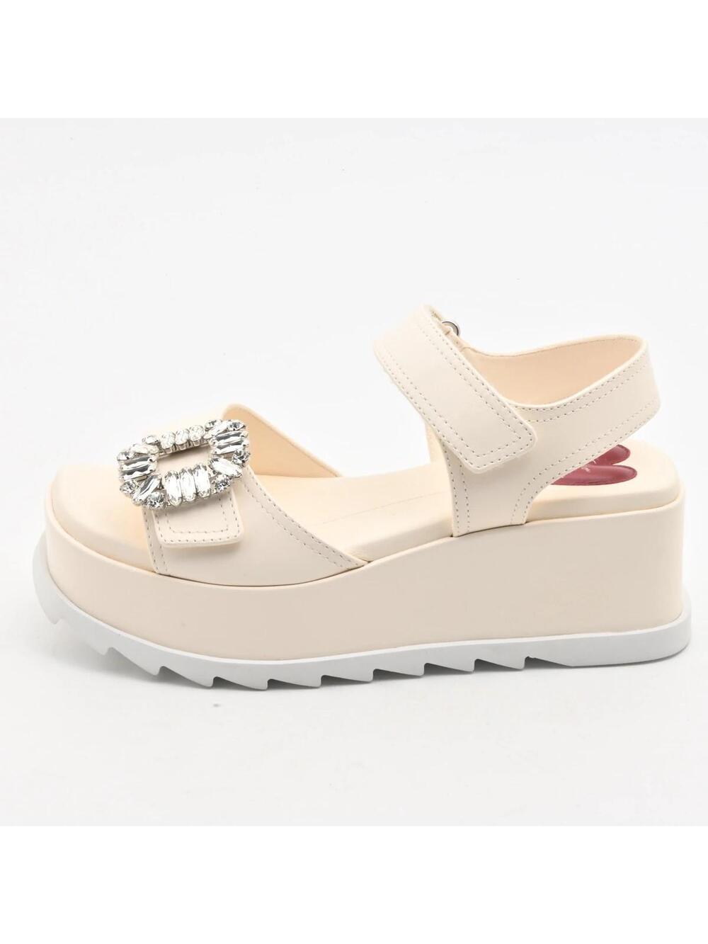 Roger Vivier Cream Leather Women's #330428R77B